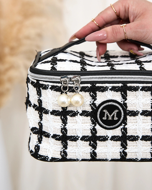 Жіноча косметичка Royalfashion в клітинку білого кольору