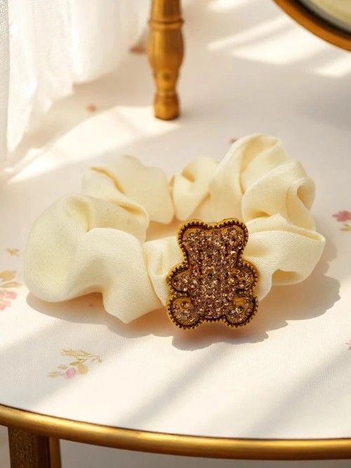 Royalfashion Гумка для волосся з декоративним ведмедиком з сатину Teddy