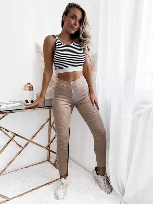 Dámské legíny ve světle hnědé barvě- Oblečení