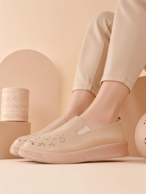 Royalfashion Жіночі спортивні лофери Olleffi