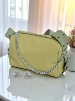 темно-зелений