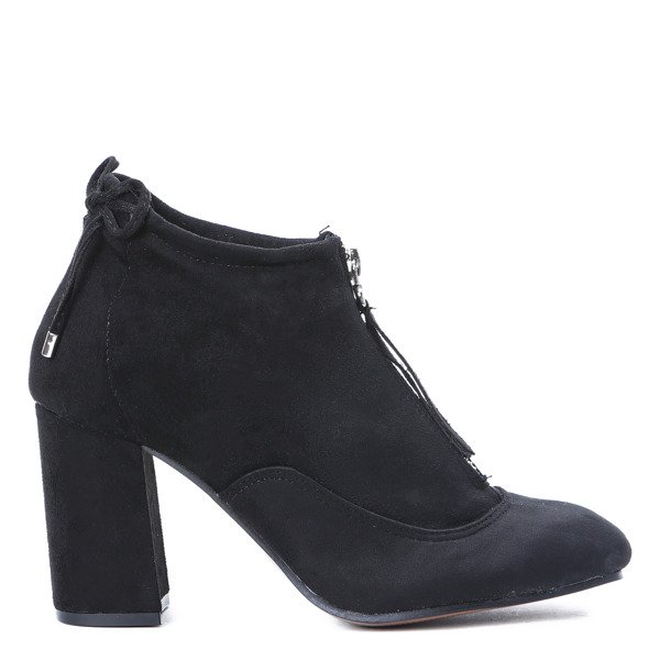 Czarne botki na słupku Gloria - Obuwie