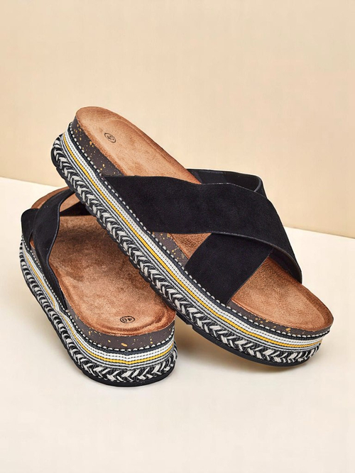 Royalfashion Жіночі шльопанці на плоскій підошві Solea Deco