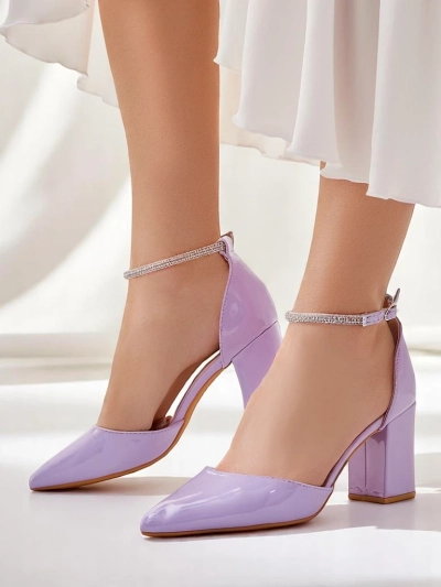 Royalfashion жіночі туфлі з лакованої шкіри з ремінцем з стразами Furoni