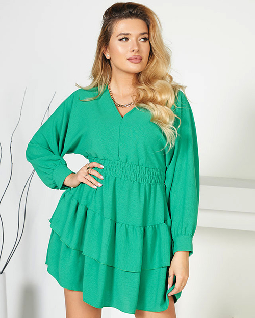 Зелена сукня з оборками