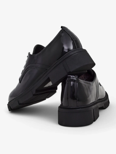 Royalfashion Жіночі лаковані туфлі Omey