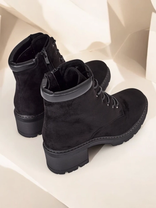 Royalfashion Жіночі черевики на шнурівці Esio