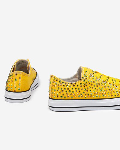 OUTLET Жіночі кросівки з різнокольоровими цирконами жовтого кольору Amanda - Взуття