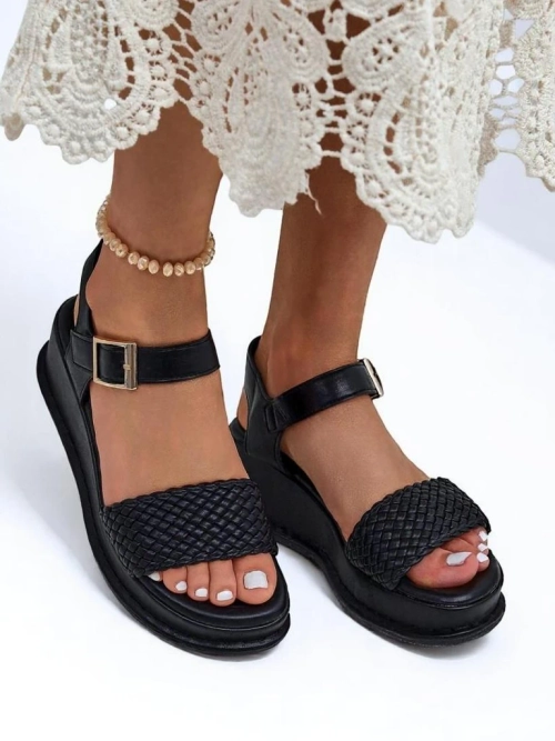 Royalfashion Жіночі босоніжки на танкетці з плетеним ремінцем Fiolle