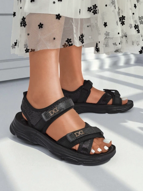 Royalfashion Жіночі сандалі з паєтками ShineStep