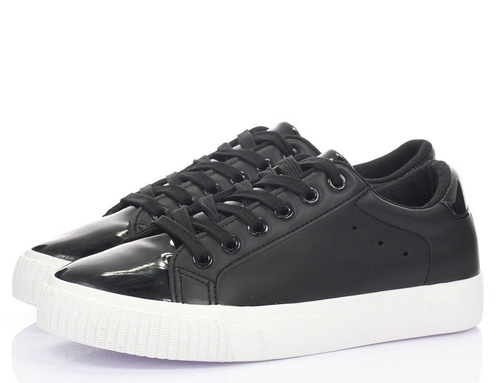 Czarne, sportowe buty - Obuwie