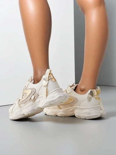 Royalfashion жіночі спортивні кросівки на товстій підошві Quua