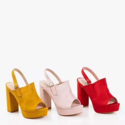 OUTLET Světle růžové eko-semišové sandály na vyšším sloupku Tripsi-Shoes