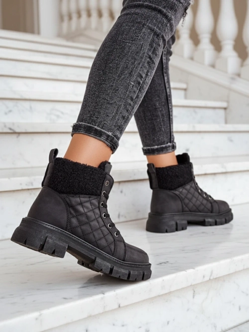 Royalfashion Чорні жіночі утеплені черевики-трапери Hogenaf