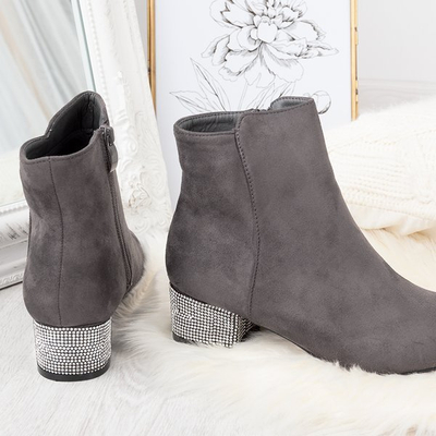 Сірі ботильйони на каблуці зі стразами Iced Crystals - Взуття