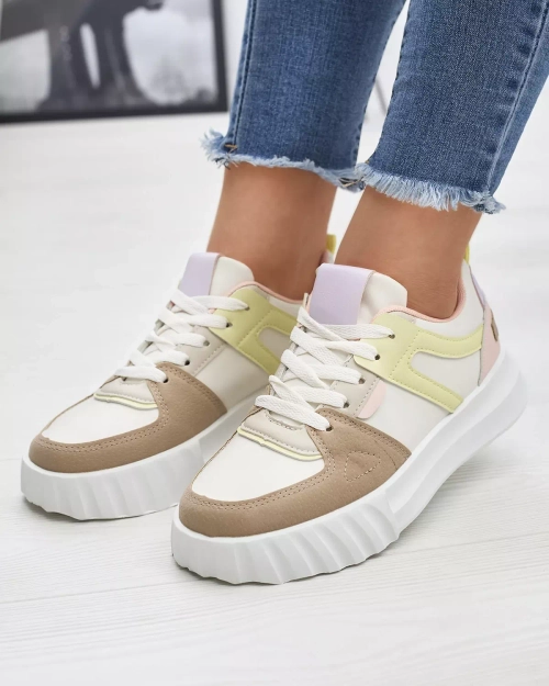 Жіночі повсякденні спортивні туфлі з екошкіри білого кольору з різнокольоровими вставками Netiris - Взуття