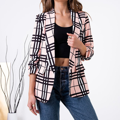 Жіночий піджак світло-рожевого кольору в клітинку