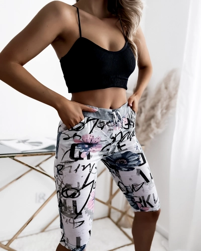 Bílomodré 3/4 dámské kraťasy s potiskem PLUS SIZE - Oblečení
