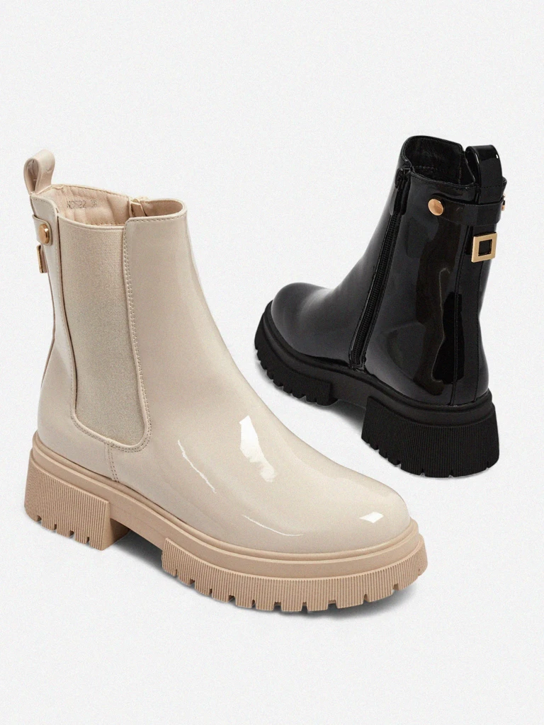 Lakované dámské kotníkové boty z eko kůže Calebi