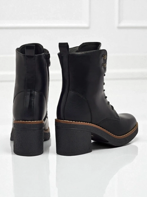 Жіночі ботильйони зі екошкіри на підборах-стовпчику Zeltra