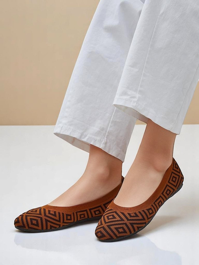 Royalfashion Dámské látkové baleríny s geometrickým potiskem Metrika