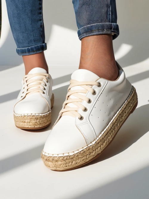 Royalfashion Спортивні кросівки для жінок Molio