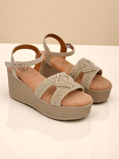Royalfashion Жіночі плетені босоніжки на танкетці Sunny Day