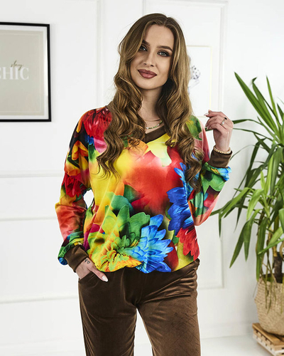 Коричневий жіночий велюровий світшот з кольоровим принтом - Одяг