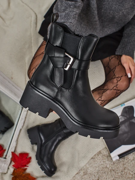 Dámské kotníkové boty z eko kůže Velri