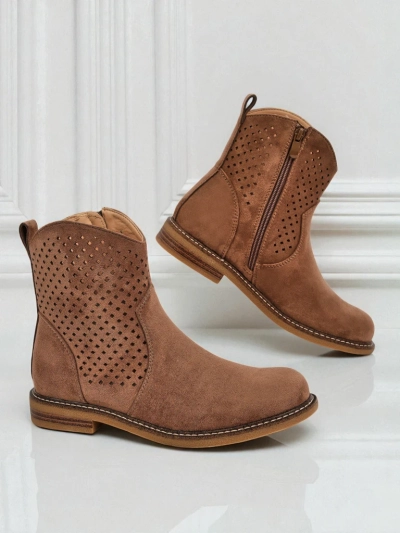 Royalfashion Dámské kotníkové boty s prolamováním Toffas