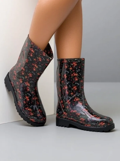 Чорні жіночі високі ботильйони на пряжці Alecto- Взуття