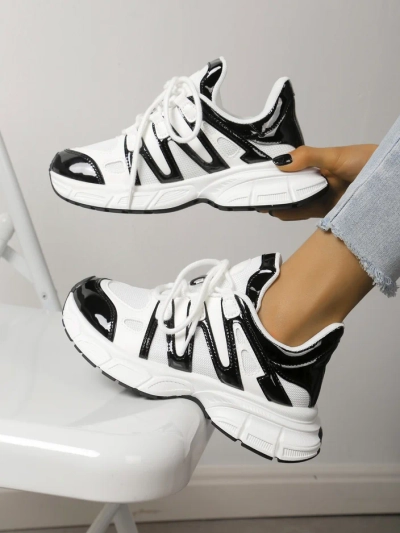 Royalfashion жіночі спортивні кросівки на товстій підошві Loness