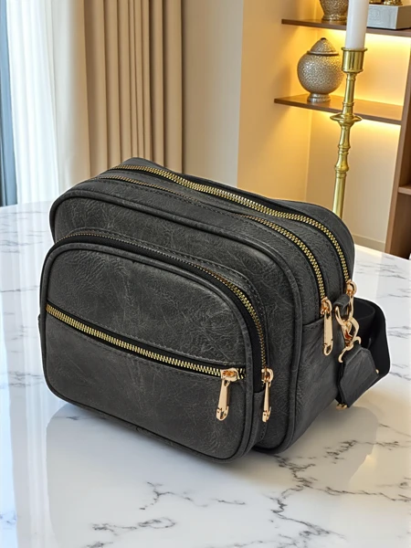 Malá dámská kabelka z eko kůže Hidden Thorn