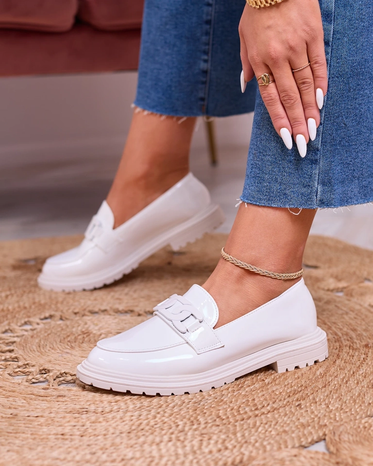 Royalfashion Bílé lakované mokasíny pro ženy Dafench