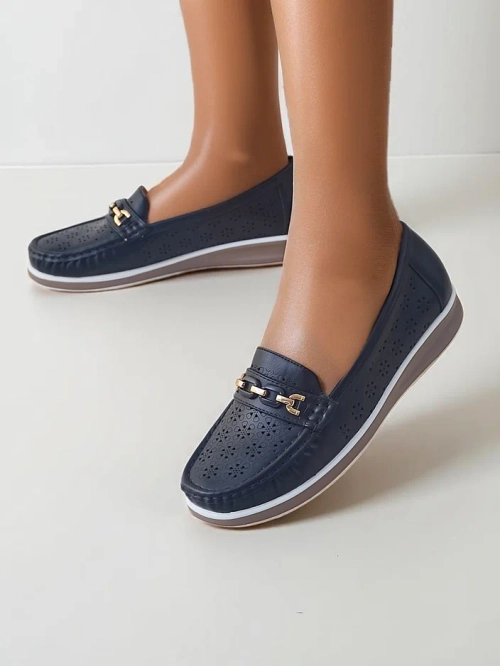 Royalfashion Dámské perforované mokasíny Cerro