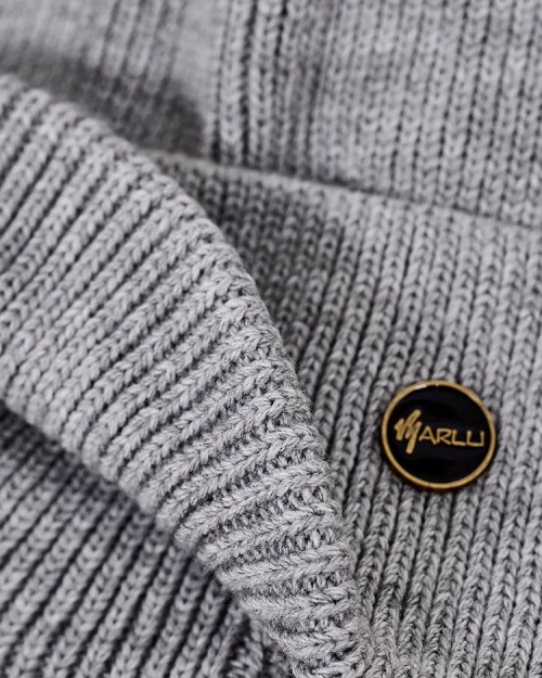 Жіноча зимова шапка Royalfashion з помпоном