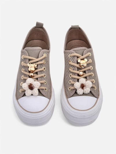 Royalfashion Жіночі кросівки на шнурівці з декораціями Osdo