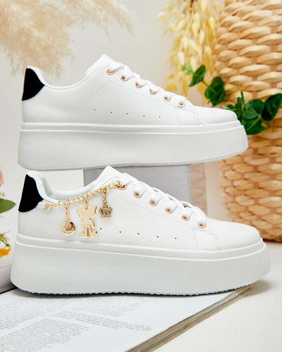 Жіночі спортивні кросівки Royalfashion з оздобленням Gonemi
