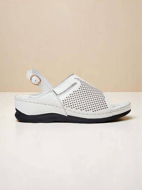 Royalfashion Жіночі сандалі на низькій танкетці Mira