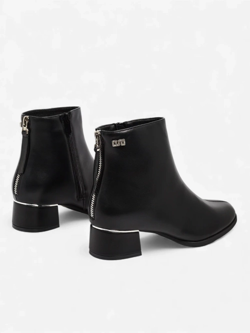 Жіночі ботильйони з екошкіри на підборах-стовпчику Arshinea