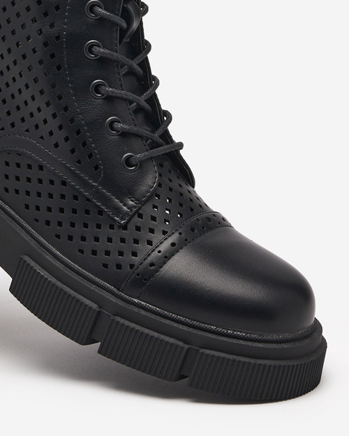 Чорні жіночі ажурні чоботи Rolika