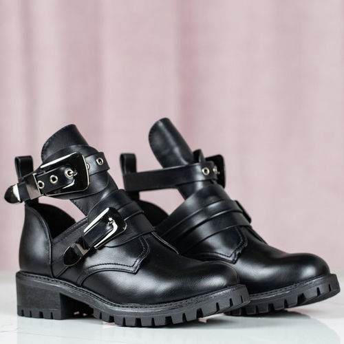 Чорні черевики на низьких підборах Loca - Взуття