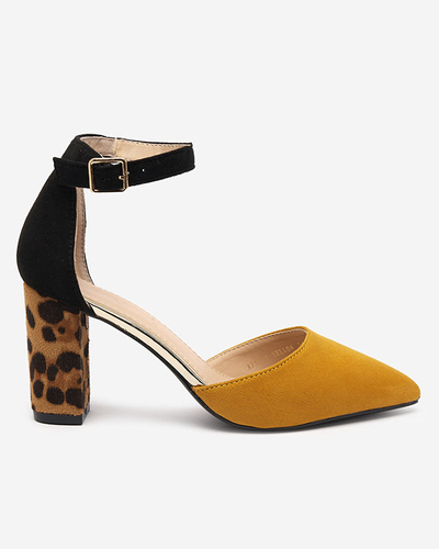 Hořčičné sandály na sloupku s módním vzorem Herino - Obuv