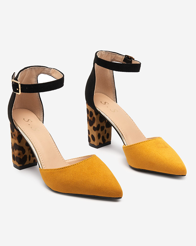 Hořčičné sandály na sloupku s módním vzorem Herino - Obuv