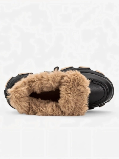 Чорні жіночі кросівки з хутром Nonua