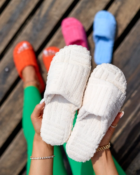 Royalfashion Béžové dámské látkové žabky Tylles