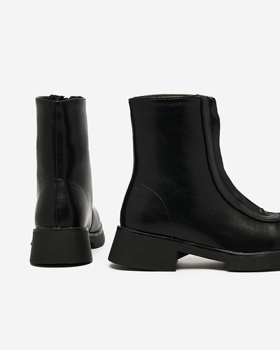 Жіночі черевики Royalfashion на плоскому каблуці чорного кольору Etiuse