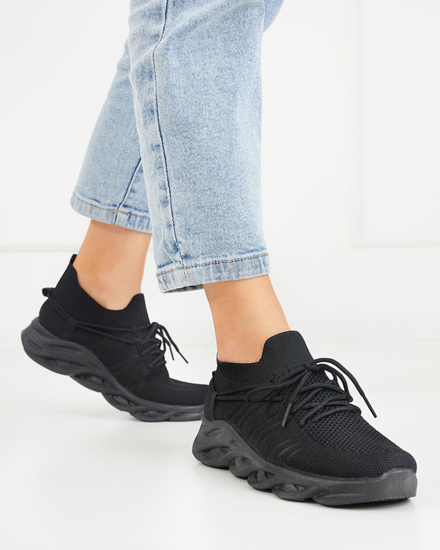 Černé dámské nazouvací sportovní boty Serinto - obuv