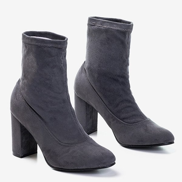 OUTLET Šedé kozačky na sloupku z eko-semišu Melinda - Obuv