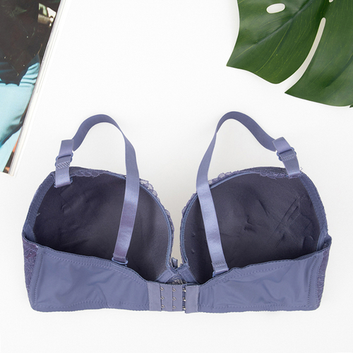 Фіолетовий бюстгальтер з мереживом